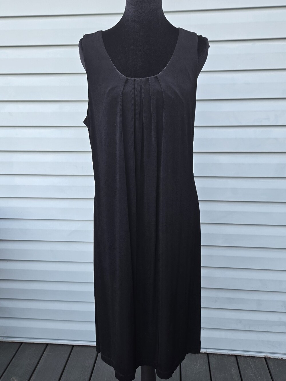 Chico's Travelers Suede-Like Black Sleeveless Tiered Dress LBD Size 2 (Large)